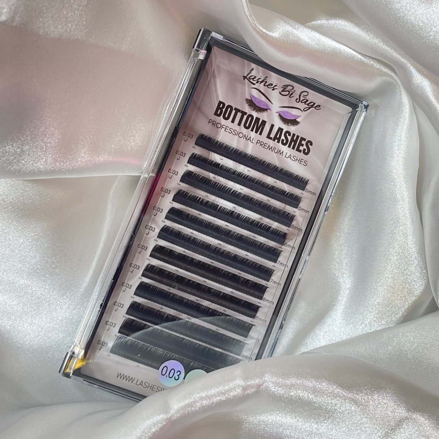 BOTTOM LASHES